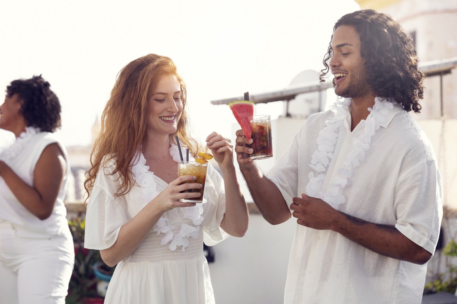 Craft Cocktail Class & Walk (21+)